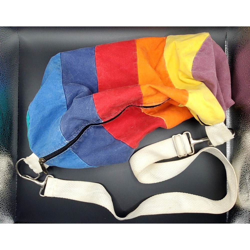1970's Rainbow mini duffle purse - Picture 6 of 7